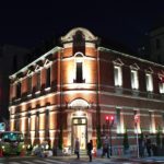 旧大阪教育生命保険ビル夜のライトアップ