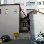 清水猛商店の居住スペースとのつなぎ目