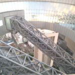 空中庭園エレベーターの外側