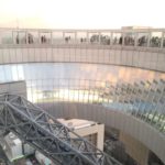 空中庭園エレベーターの外側