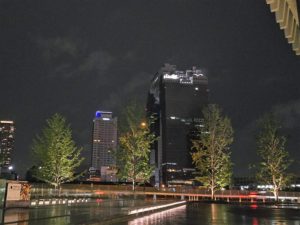 梅田スカイビル遠景